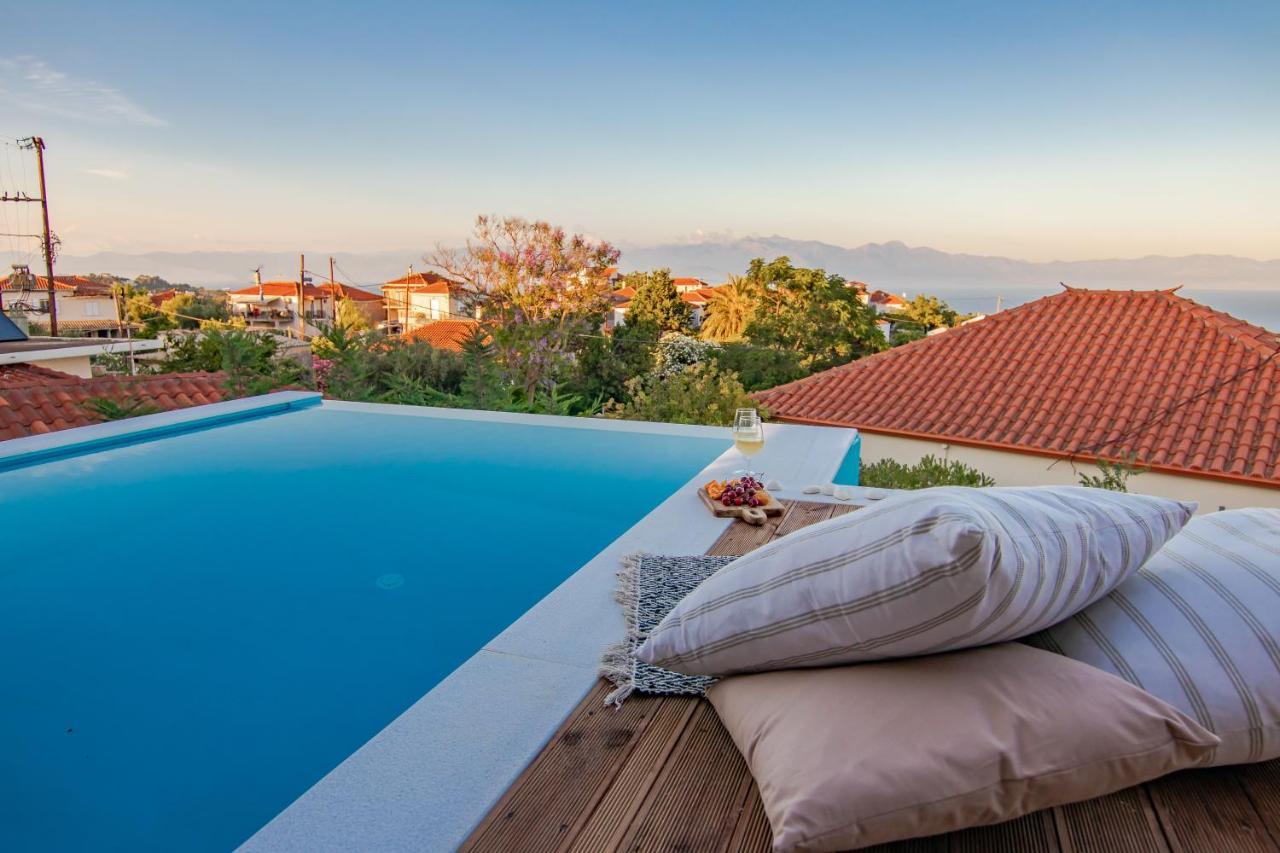 Georgianna'S Suite With Private Pool , 'Blank Suite' Charokopio Экстерьер фото
