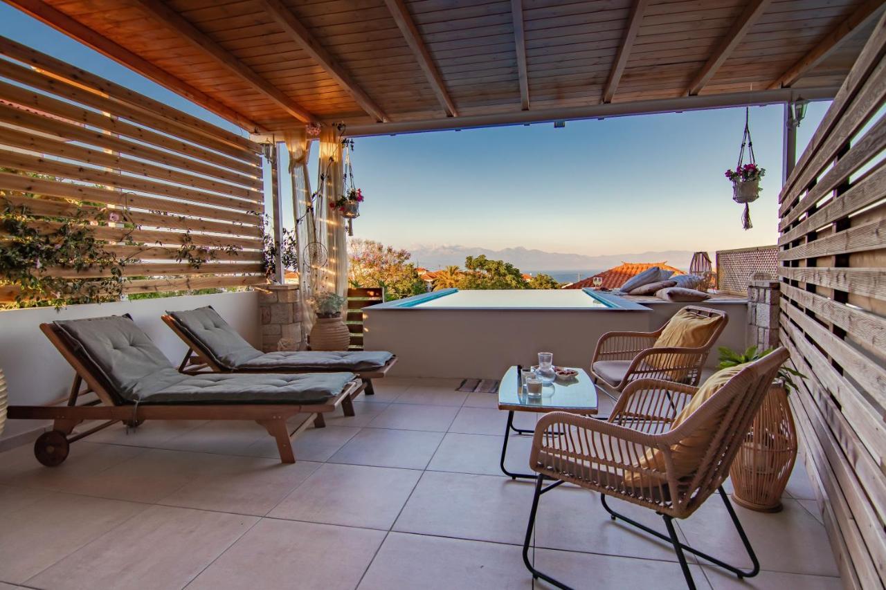 Georgianna'S Suite With Private Pool , 'Blank Suite' Charokopio Экстерьер фото