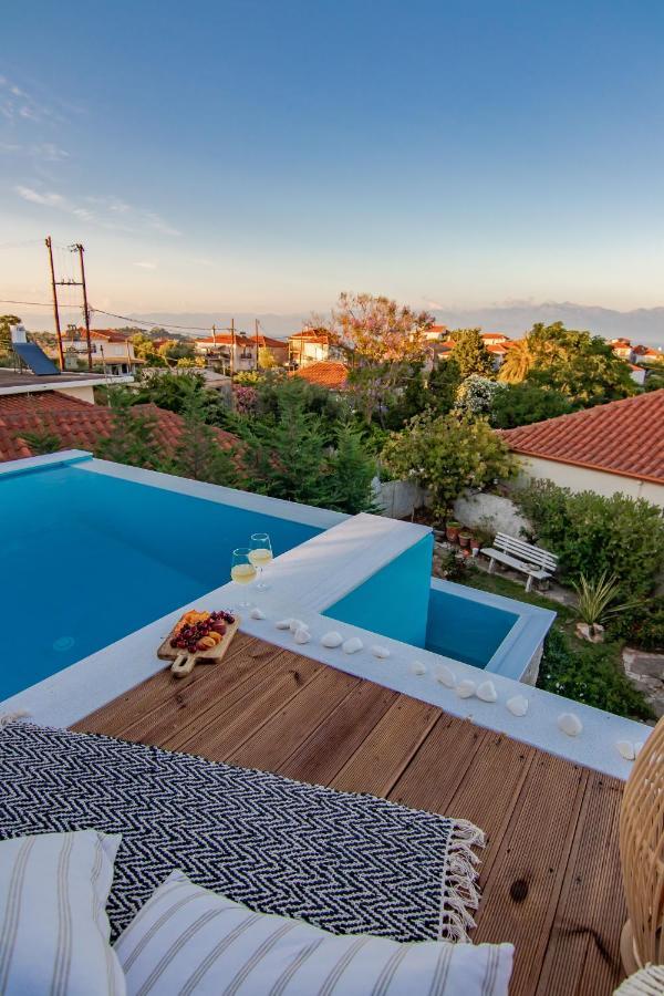 Georgianna'S Suite With Private Pool , 'Blank Suite' Charokopio Экстерьер фото