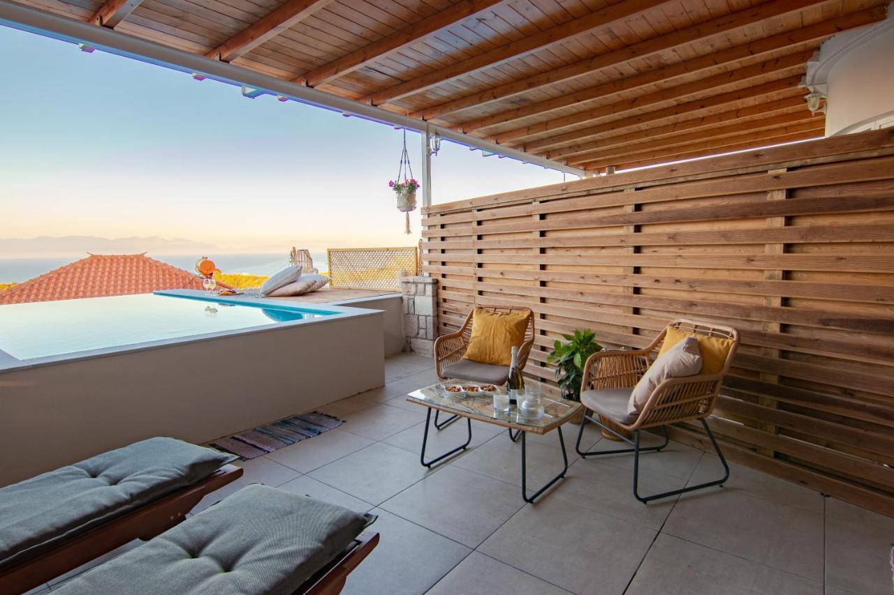 Georgianna'S Suite With Private Pool , 'Blank Suite' Charokopio Экстерьер фото
